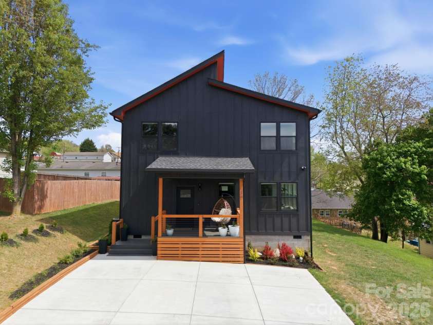 30 First Street, Canton, NC 28716.  MLS# CAR4369864, YatesRealty ID 16004. 