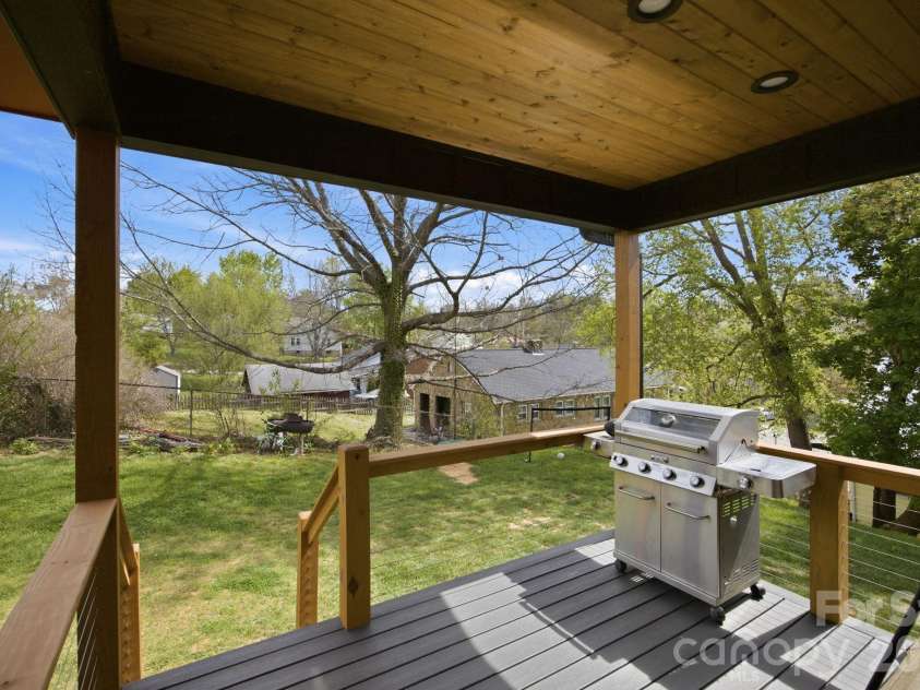 30 First Street, Canton, NC 28716.  MLS# CAR4369864, YatesRealty ID 16004. 