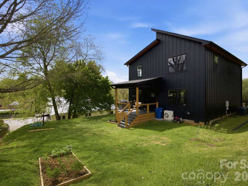 30 First Street, Canton, NC 28716.  MLS# CAR4369864, YatesRealty ID 16004. 
