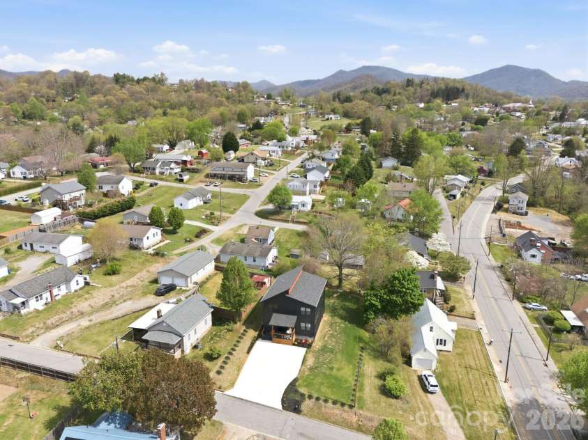 30 First Street, Canton, NC 28716.  MLS# CAR4369864, YatesRealty ID 16004. 