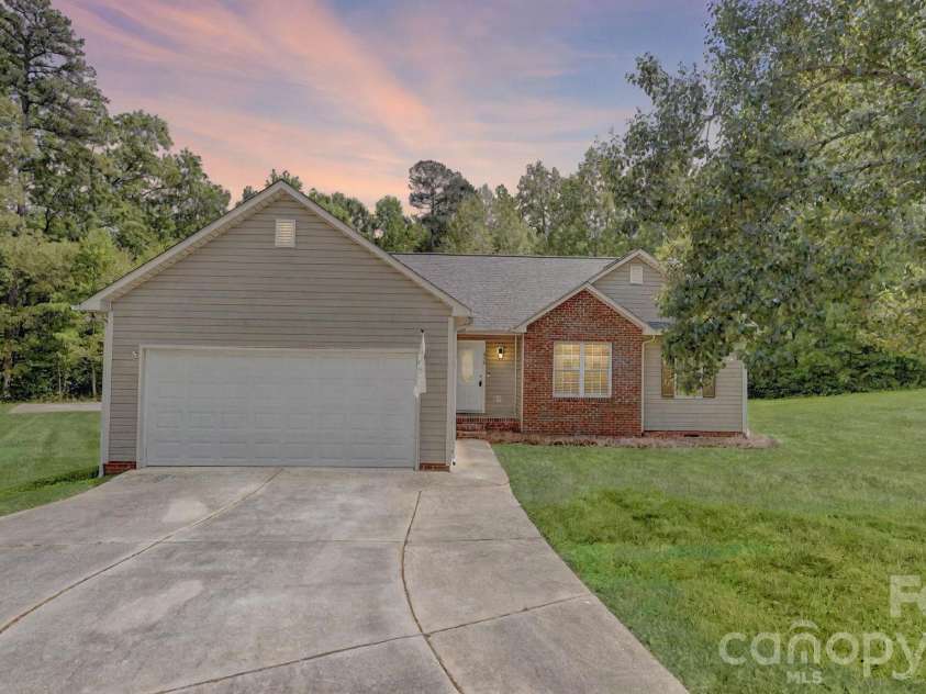 1834 Morningside Lane, Salisbury, NC 28146.  MLS# CAR4369390, YatesRealty ID 16005. 