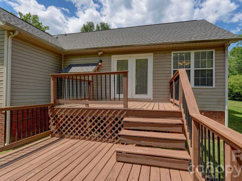 1834 Morningside Lane, Salisbury, NC 28146.  MLS# CAR4369390, YatesRealty ID 16005. 