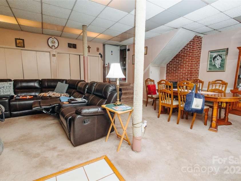 773 Peppers Creek Road, Marion, NC 28752.  MLS# CAR4260687, YatesRealty ID 16005. 