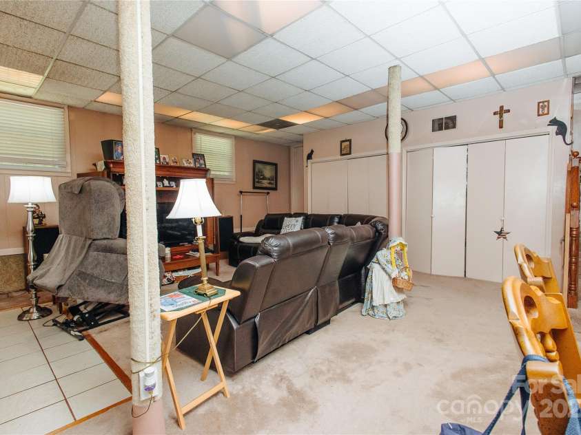 773 Peppers Creek Road, Marion, NC 28752.  MLS# CAR4260687, YatesRealty ID 16005. 