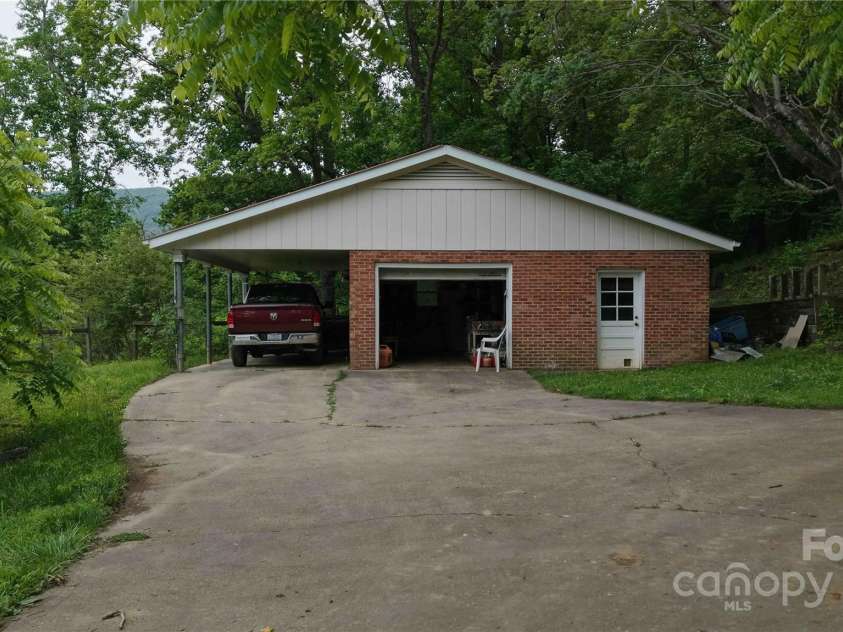 773 Peppers Creek Road, Marion, NC 28752.  MLS# CAR4260687, YatesRealty ID 16005. 