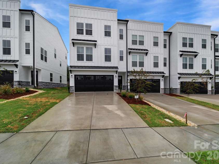 9220 Walnut Hill Road, Concord, NC 28027.  MLS# CAR4369936, YatesRealty ID 16006. 