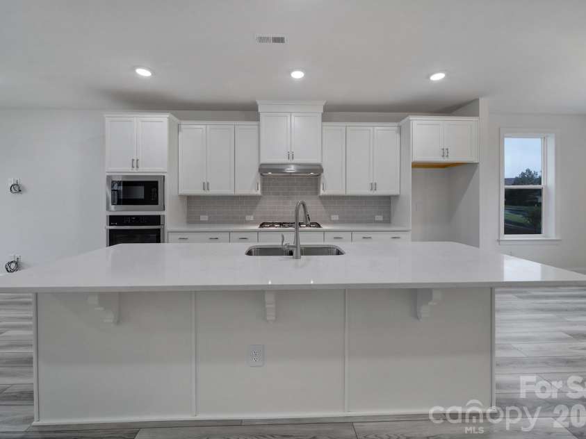 9220 Walnut Hill Road, Concord, NC 28027.  MLS# CAR4369936, YatesRealty ID 16006. 