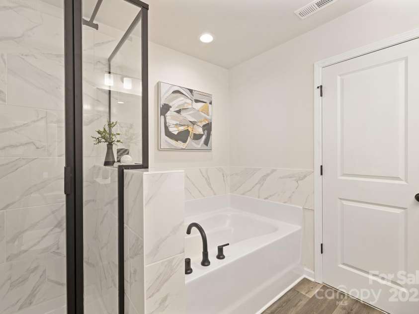 1837 Bear Street, Charlotte, NC 28214.  MLS# CAR4253835, YatesRealty ID 16007. Representation