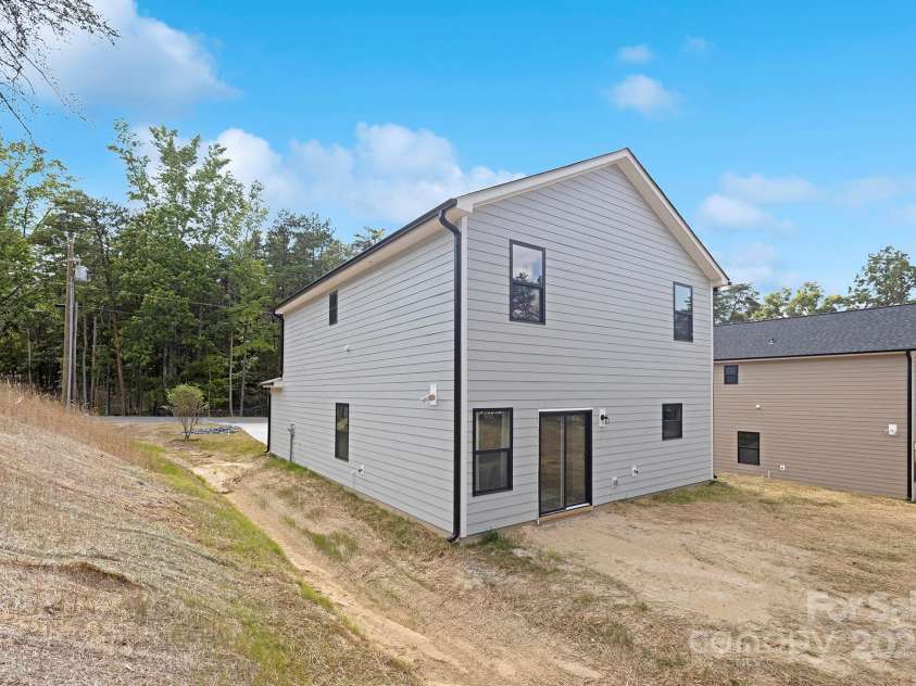 1837 Bear Street, Charlotte, NC 28214.  MLS# CAR4253835, YatesRealty ID 16007. Representation