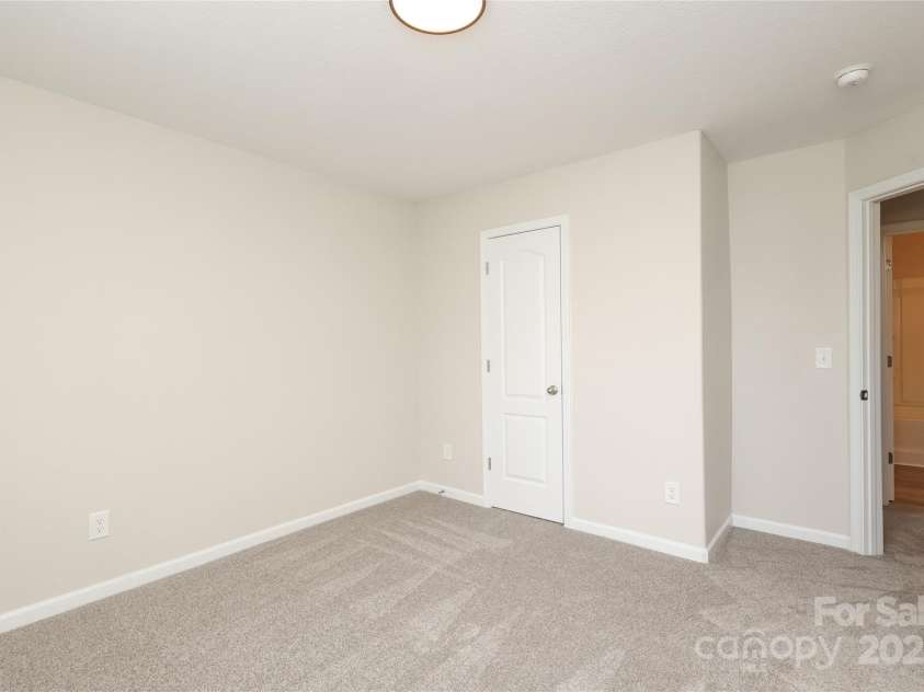 3349 Ellingford Road, Charlotte, NC 28214.  MLS# CAR4264891, YatesRealty ID 16008. 
