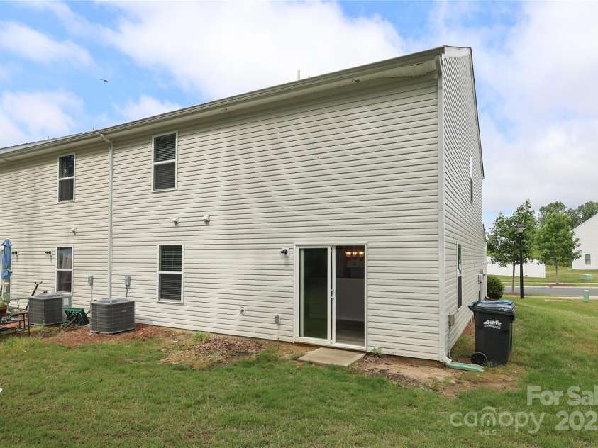 3349 Ellingford Road, Charlotte, NC 28214.  MLS# CAR4264891, YatesRealty ID 16008. 