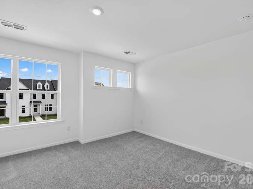 8140 McGarry Trail, Charlotte, NC 28214.  MLS# CAR4372168, YatesRealty ID 16009. 