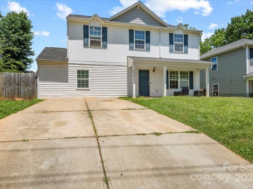 9612 Old Dowd Road, Charlotte, NC 28214.  MLS# CAR4264200, YatesRealty ID 16009. 