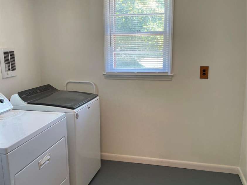 1748 Old West Lane, Gastonia, NC 28052.  MLS# CAR4372111, YatesRealty ID 16010. 