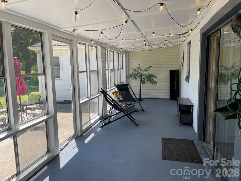 1748 Old West Lane, Gastonia, NC 28052.  MLS# CAR4372111, YatesRealty ID 16010. 
