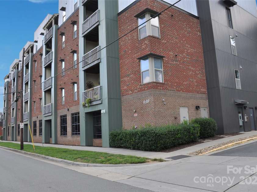 630 Calvert Street, Charlotte, NC 28208.  MLS# CAR4272106, YatesRealty ID 16010. 630 Calvert St, Charlotte