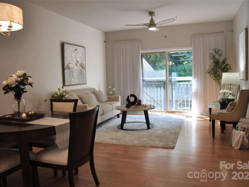 630 Calvert Street, Charlotte, NC 28208.  MLS# CAR4272106, YatesRealty ID 16010. 