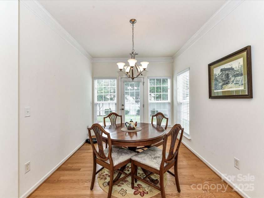 147 Wren Hill Drive, Mooresville, NC 28115.  MLS# CAR4265313, YatesRealty ID 16011. 