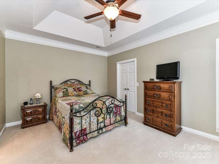 147 Wren Hill Drive, Mooresville, NC 28115.  MLS# CAR4265313, YatesRealty ID 16011. 