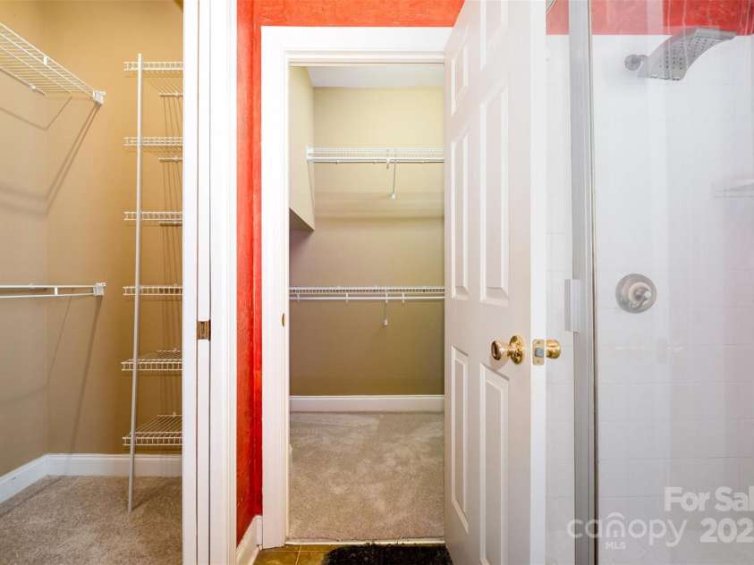 3917 Erskine Woods Drive, Bessemer City, NC 28016.  MLS# CAR4264362, YatesRealty ID 16012. 