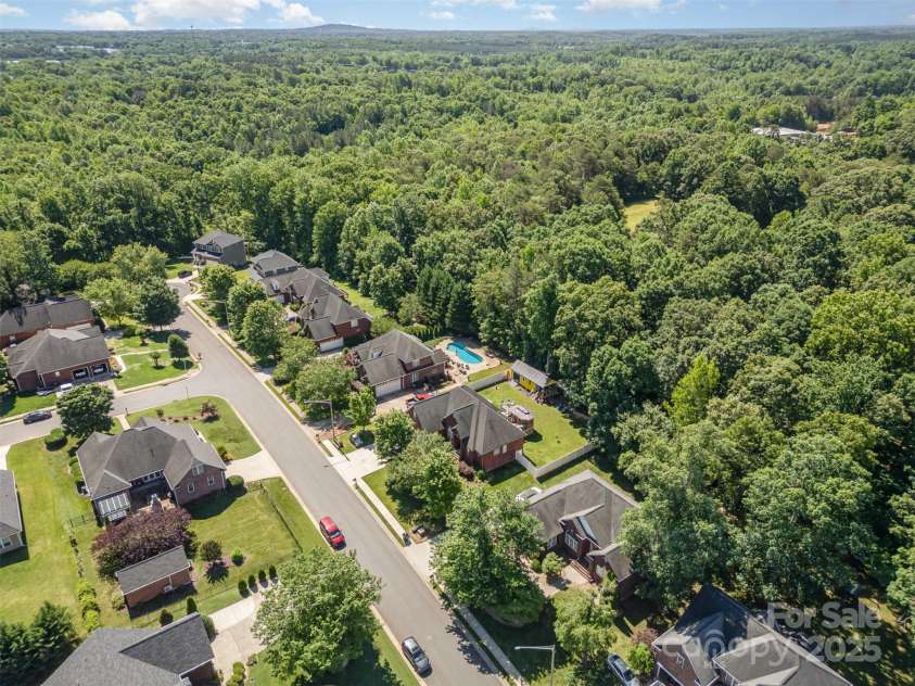 3917 Erskine Woods Drive, Bessemer City, NC 28016.  MLS# CAR4264362, YatesRealty ID 16012. 