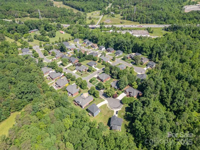 3917 Erskine Woods Drive, Bessemer City, NC 28016.  MLS# CAR4264362, YatesRealty ID 16012. 