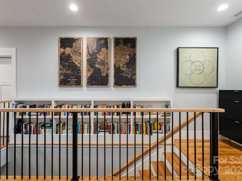 307 Hazel Mill Road, Asheville, NC 28806.  MLS# CAR4264320, YatesRealty ID 16013. 