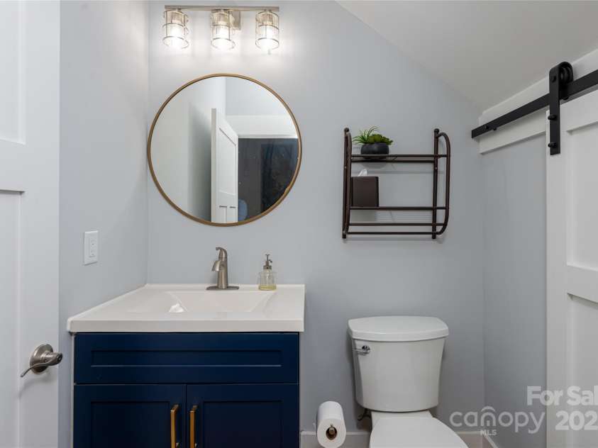 307 Hazel Mill Road, Asheville, NC 28806.  MLS# CAR4264320, YatesRealty ID 16013. 