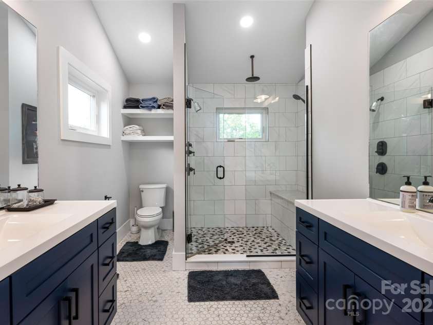 307 Hazel Mill Road, Asheville, NC 28806.  MLS# CAR4264320, YatesRealty ID 16013. 