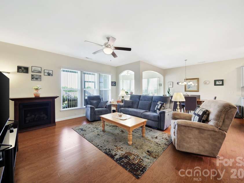 8080 Pawleys Court, Fort Mill, SC 29707.  MLS# CAR4373138, YatesRealty ID 16013. 