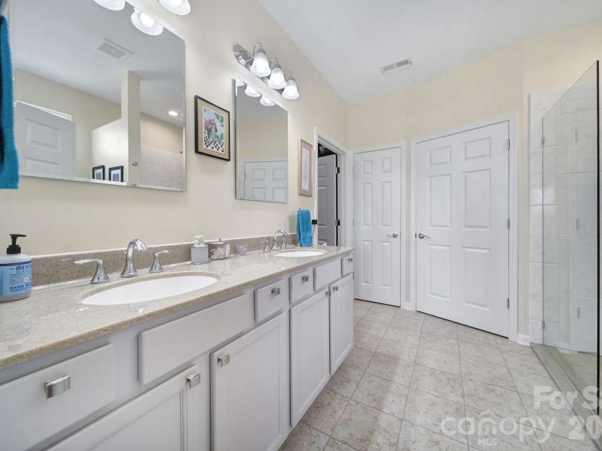 8080 Pawleys Court, Fort Mill, SC 29707.  MLS# CAR4373138, YatesRealty ID 16013. 