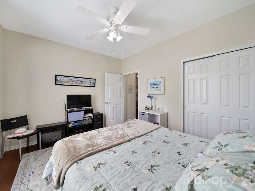 8080 Pawleys Court, Fort Mill, SC 29707.  MLS# CAR4373138, YatesRealty ID 16013. 
