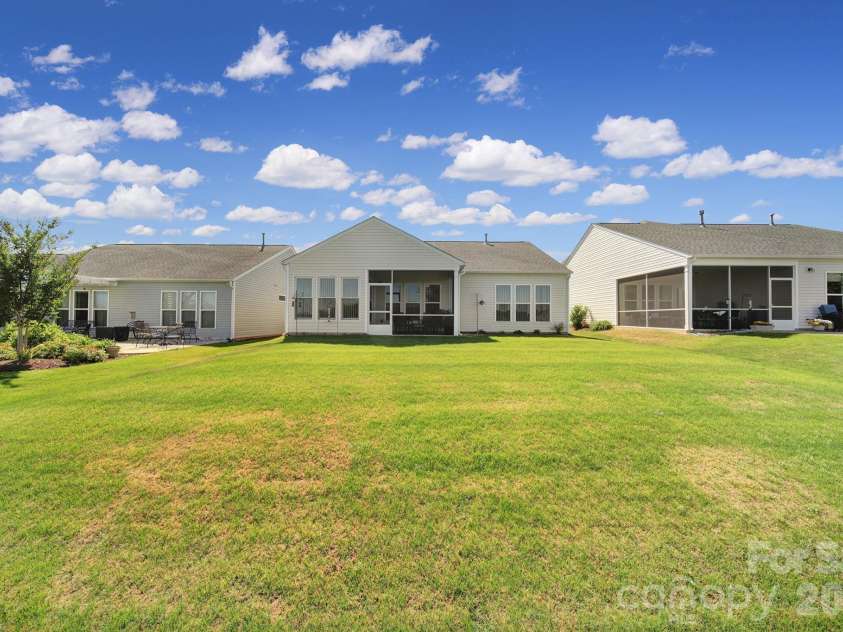 8080 Pawleys Court, Fort Mill, SC 29707.  MLS# CAR4373138, YatesRealty ID 16013. 