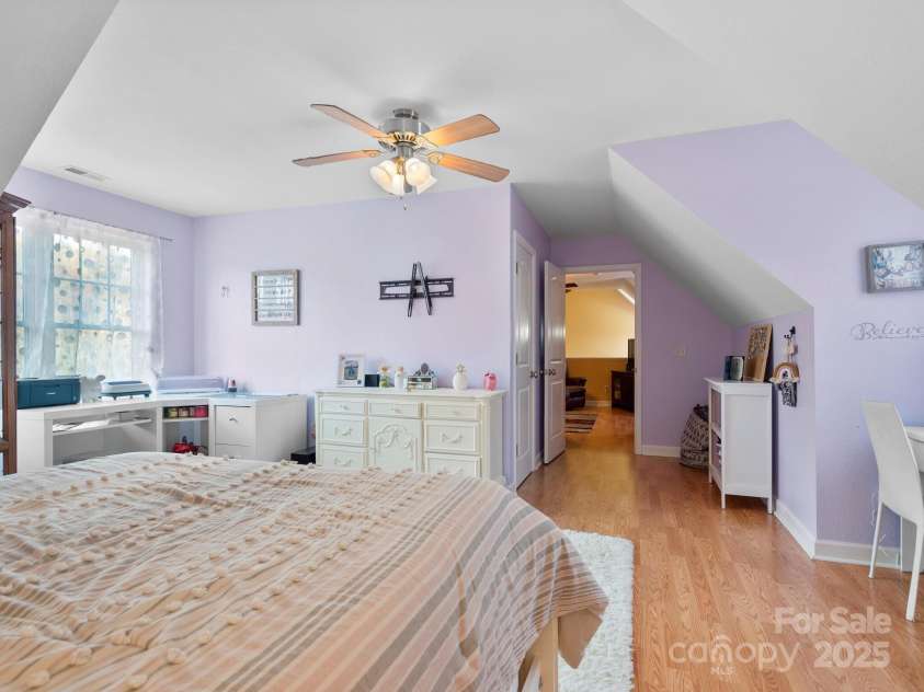 39 Sunnie Rae Lane, Candler, NC 28715.  MLS# CAR4211201, YatesRealty ID 1602. Bedroom 3