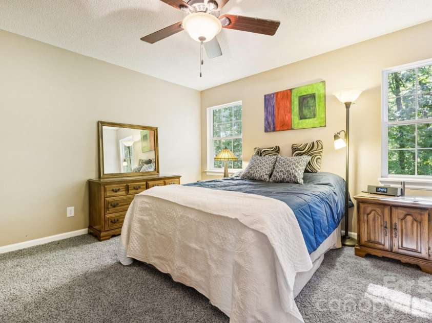 125 Mills Forest Lane, Mooresville, NC 28117.  MLS# CAR4374183, YatesRealty ID 16021. 