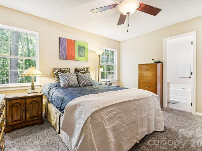 125 Mills Forest Lane, Mooresville, NC 28117.  MLS# CAR4374183, YatesRealty ID 16021. 