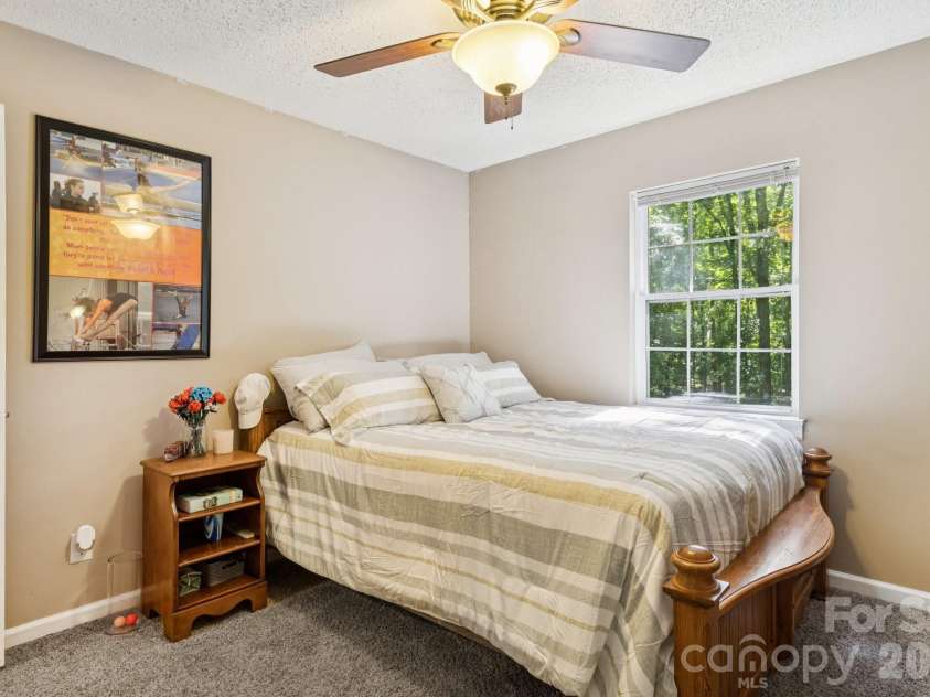 125 Mills Forest Lane, Mooresville, NC 28117.  MLS# CAR4374183, YatesRealty ID 16021. 