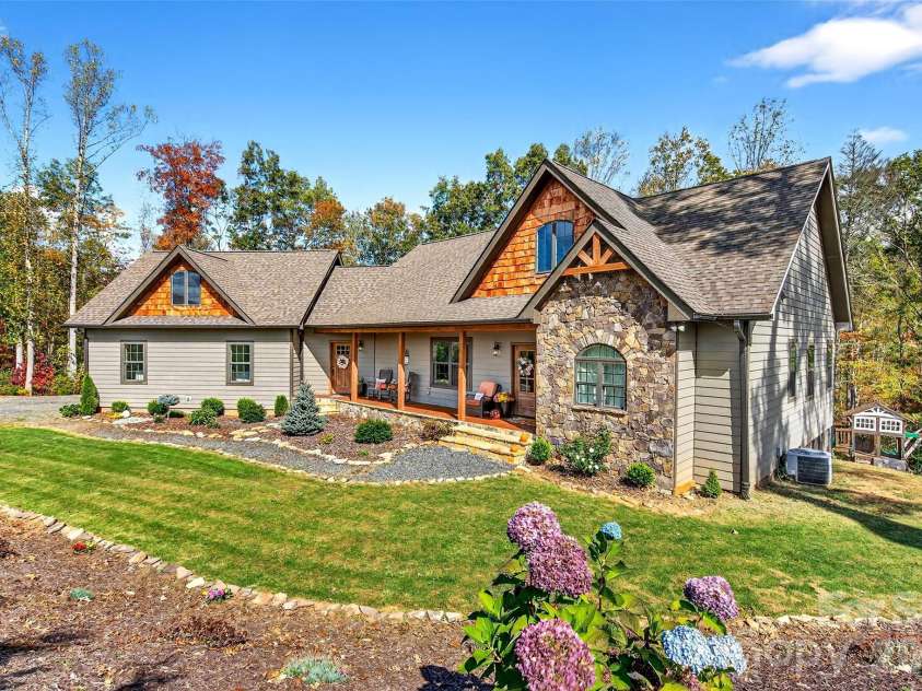 515 Marble Mine Road, Bakersville, NC 28705.  MLS# CAR4374964, YatesRealty ID 16023. 
