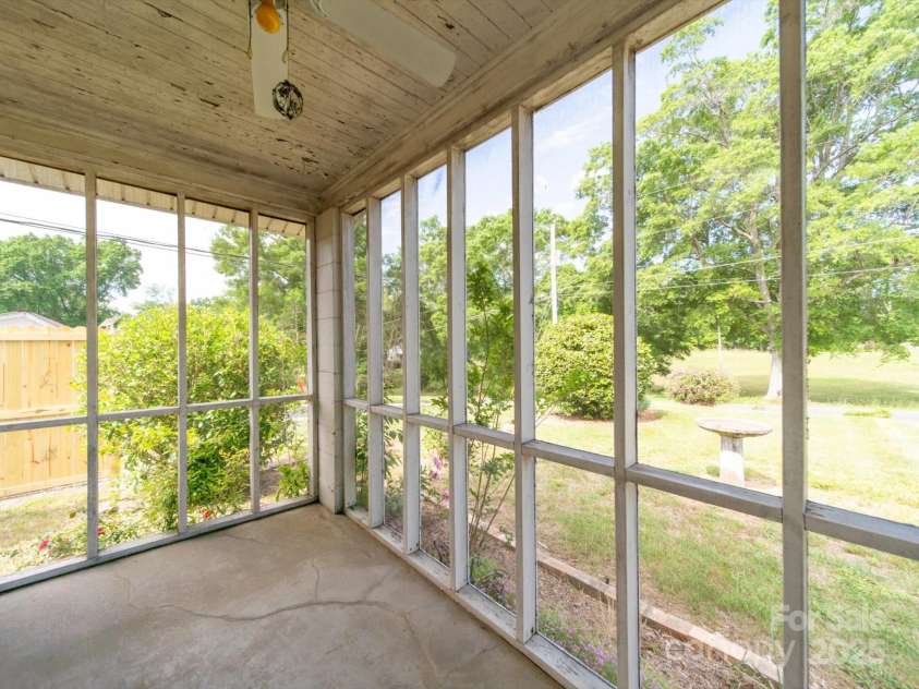 1468 Hilltop Street, Albemarle, NC 28001.  MLS# CAR4255051, YatesRealty ID 16024. 