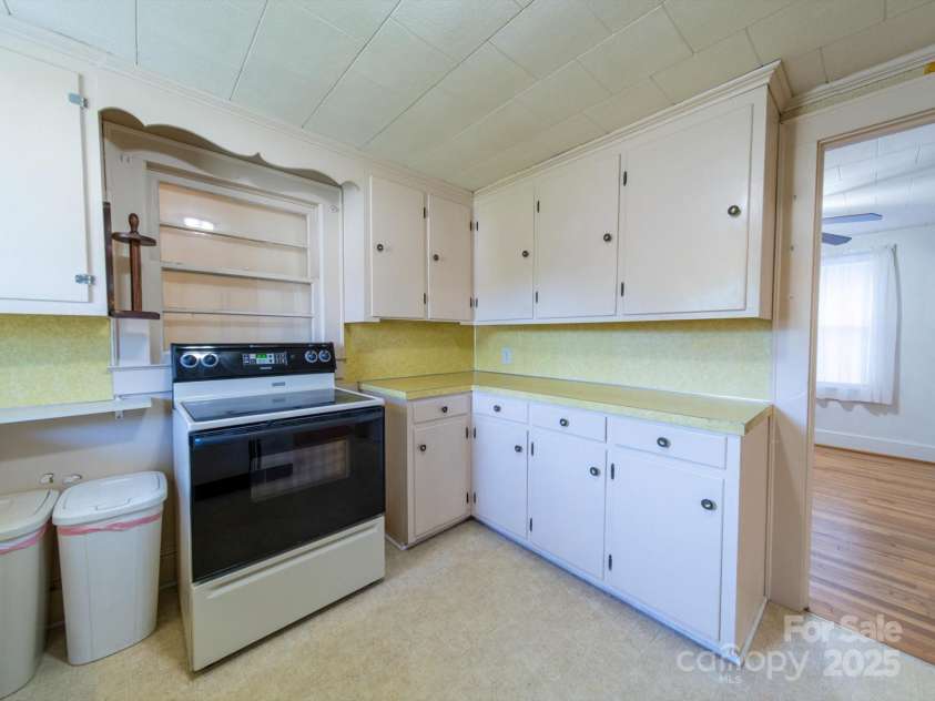 1468 Hilltop Street, Albemarle, NC 28001.  MLS# CAR4255051, YatesRealty ID 16024. 