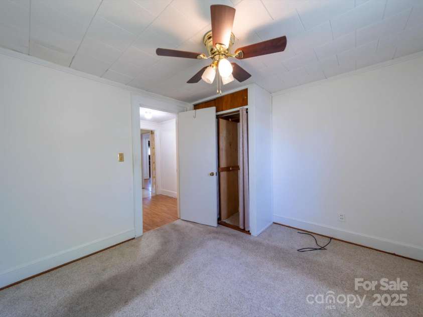 1468 Hilltop Street, Albemarle, NC 28001.  MLS# CAR4255051, YatesRealty ID 16024. 