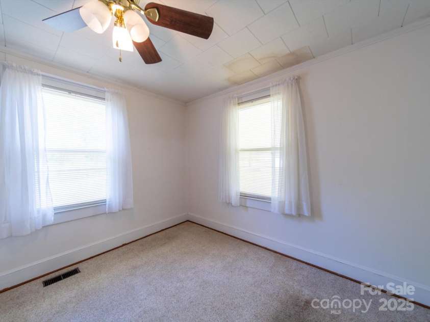 1468 Hilltop Street, Albemarle, NC 28001.  MLS# CAR4255051, YatesRealty ID 16024. 