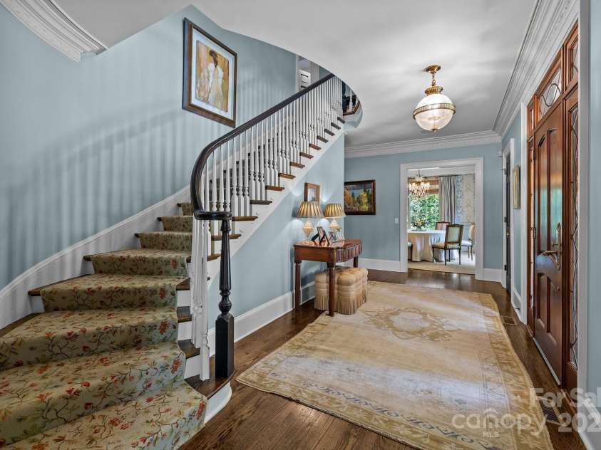 640 Colville Road, Charlotte, NC 28207.  MLS# CAR4264797, YatesRealty ID 16025. 