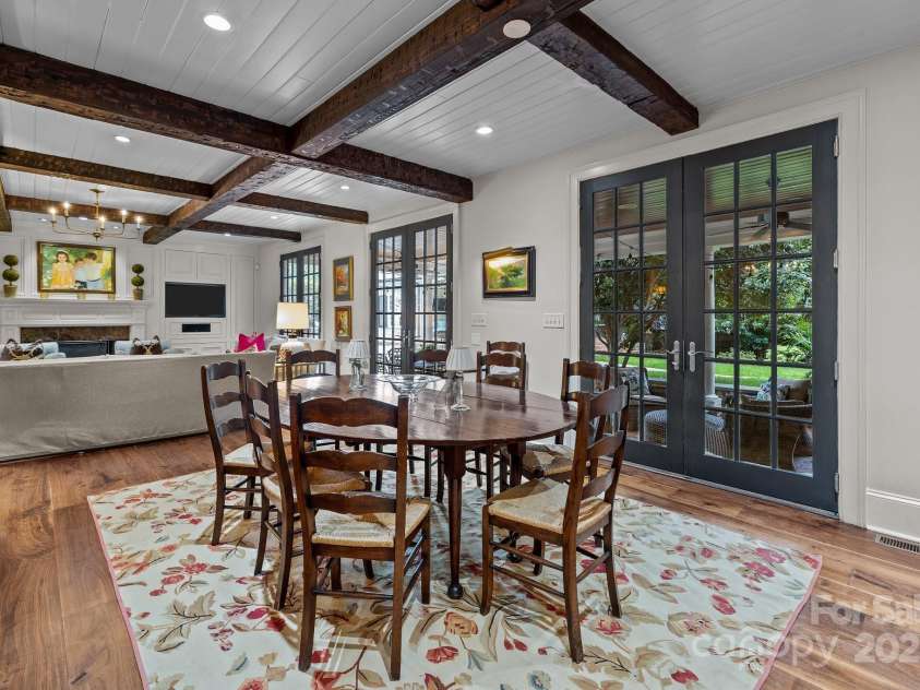 640 Colville Road, Charlotte, NC 28207.  MLS# CAR4264797, YatesRealty ID 16025. 