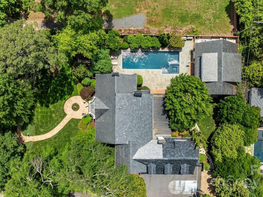 640 Colville Road, Charlotte, NC 28207.  MLS# CAR4264797, YatesRealty ID 16025. 