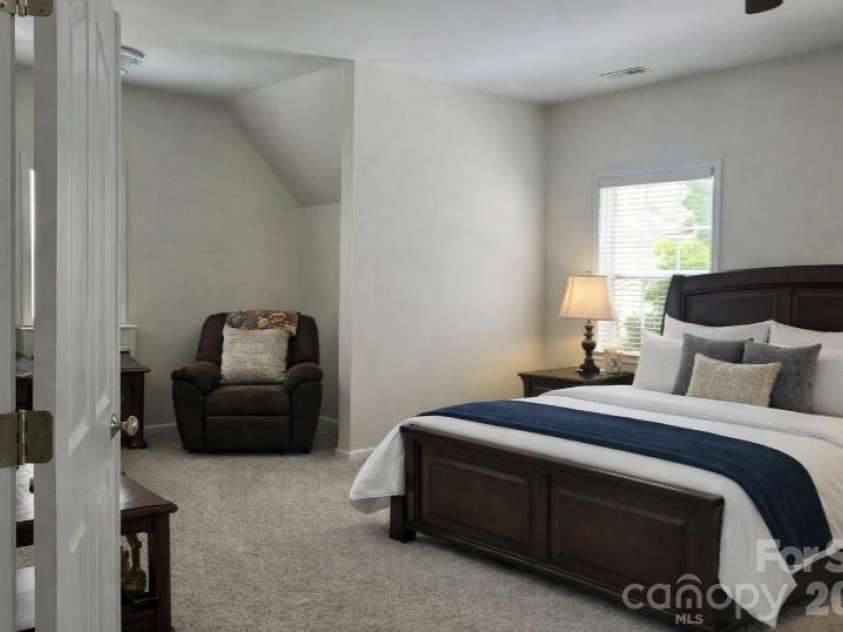 1261 Brough Hall Drive, Waxhaw, NC 28173.  MLS# CAR4369282, YatesRealty ID 16028. 