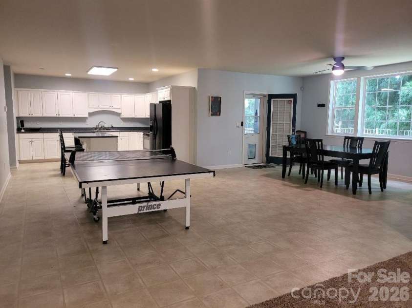 1261 Brough Hall Drive, Waxhaw, NC 28173.  MLS# CAR4369282, YatesRealty ID 16028. 