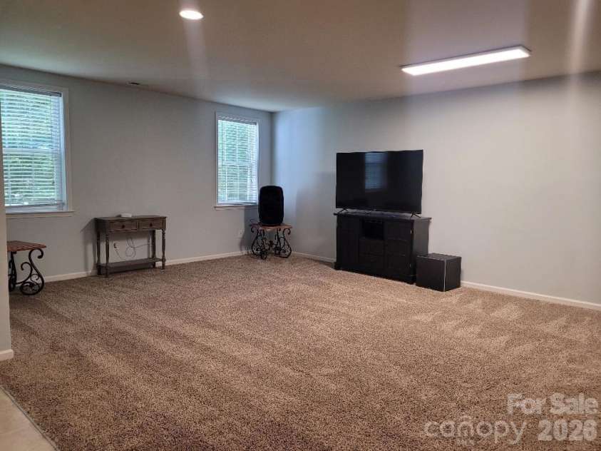 1261 Brough Hall Drive, Waxhaw, NC 28173.  MLS# CAR4369282, YatesRealty ID 16028. 
