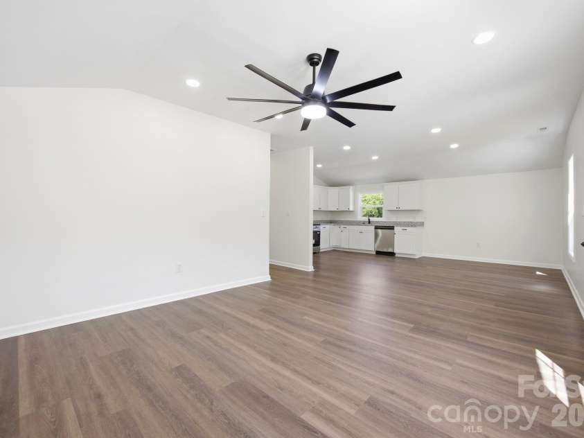 3204 Amay James Avenue, Charlotte, NC 28208.  MLS# CAR4369381, YatesRealty ID 16029. 