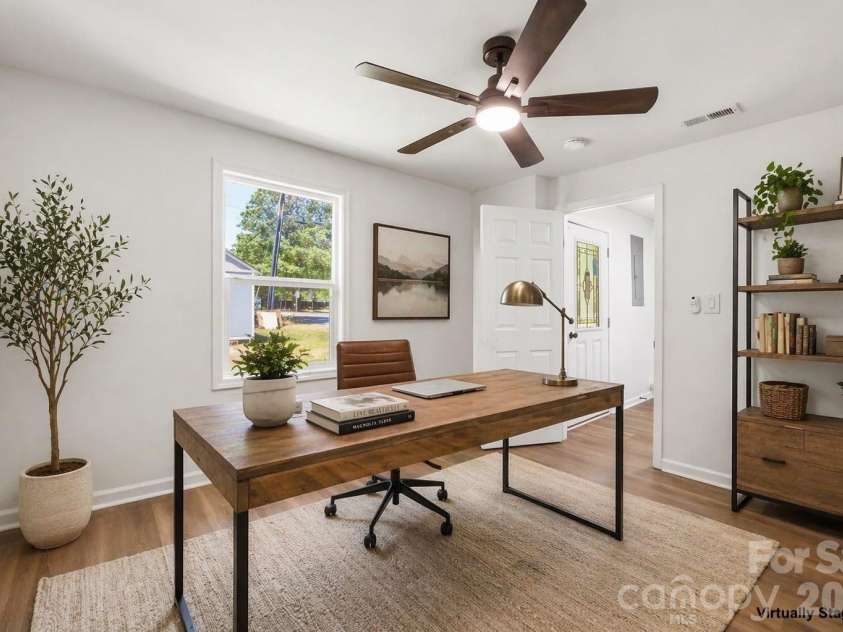 3204 Amay James Avenue, Charlotte, NC 28208.  MLS# CAR4369381, YatesRealty ID 16029. 